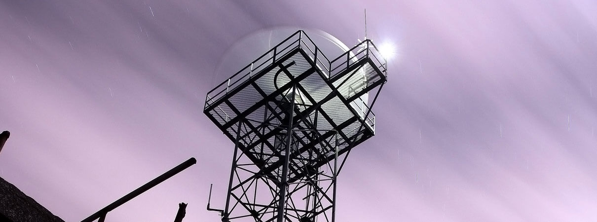 Communication towers pose a threat to all birds in cloudy conditions. Photo: the_tahoe_guy/Flickr